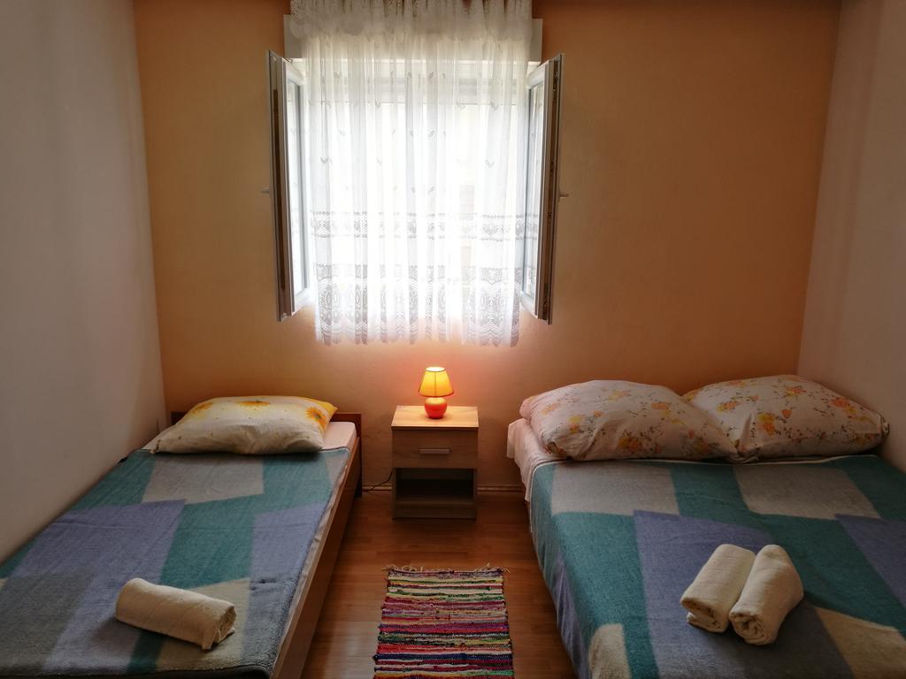 Apartments Ema Вир Экстерьер фото